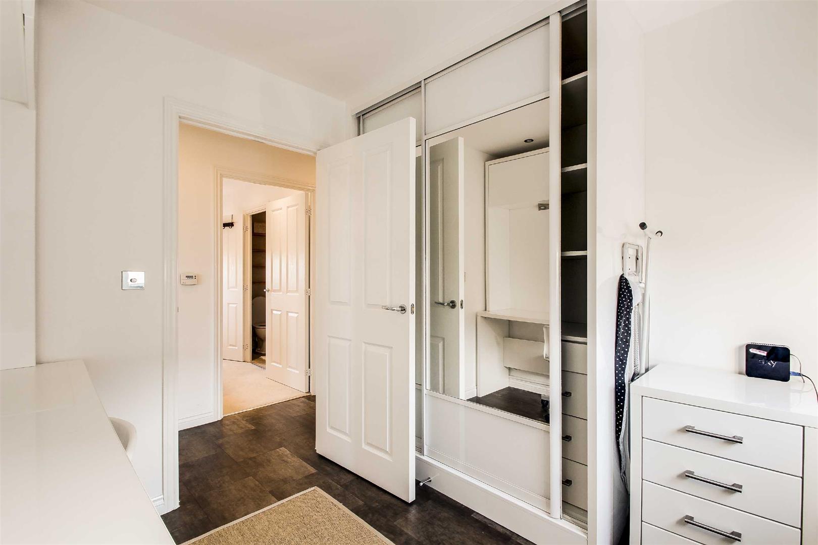 Countess Way, Broughton, Milton Keynes